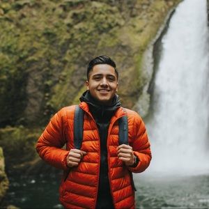 Meet your Posher, Misael